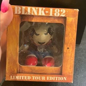 Blink 182 tour edition